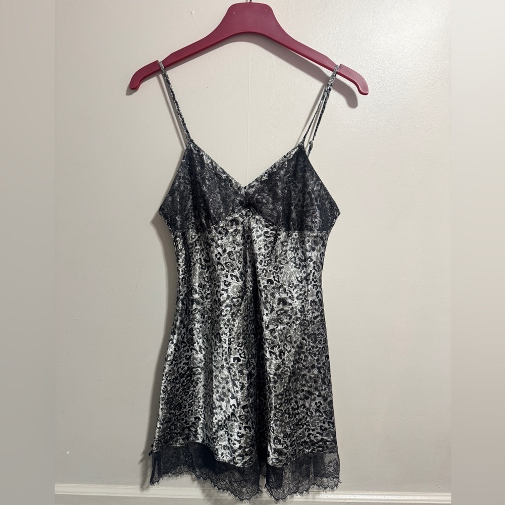Ambrielle Anima Print Slip Dress Womans Size Medium
